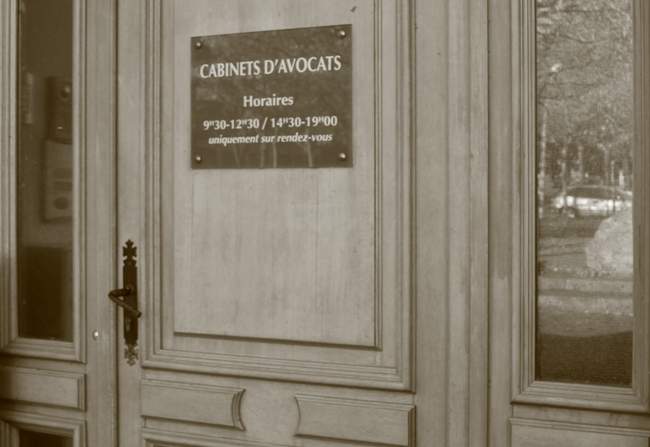 Porte d'entrée du Cabinet d'Avocats Denis LAMBERT à ST-Nazaire